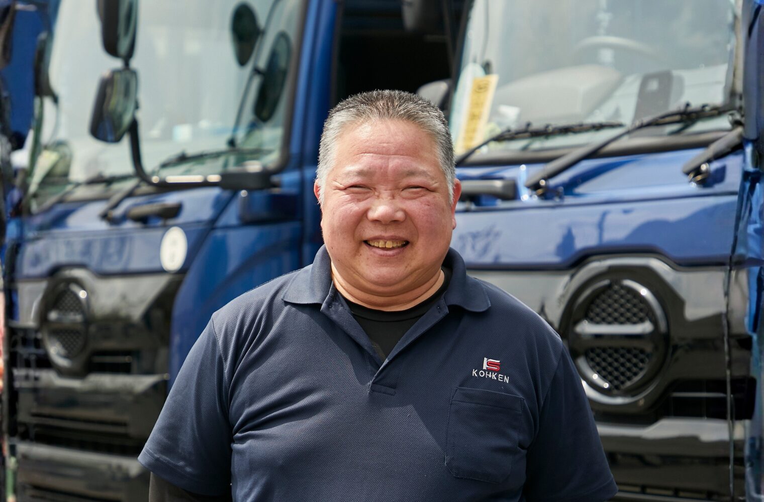 中型トラックドライバー アイキャッチ